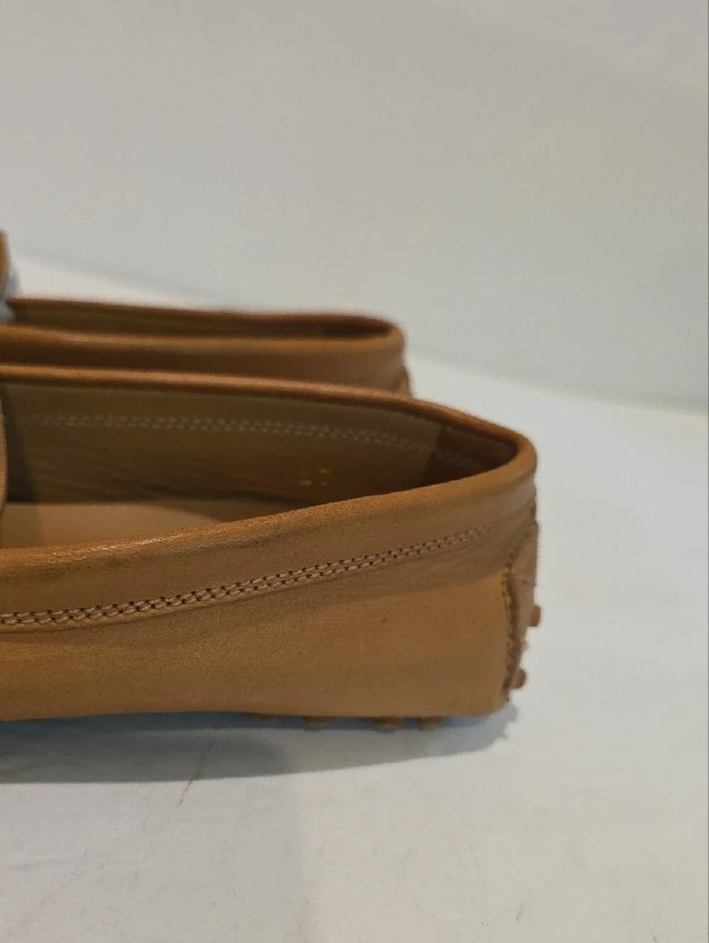 Ferragamo Tan Leather Driving Loafers with Gold Hardware Size 27